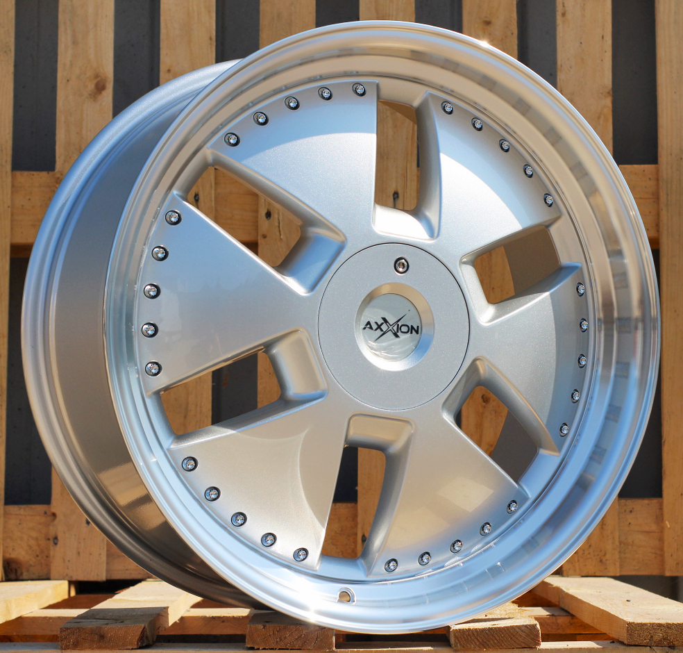 Mercedes AT674  Sudrabs ar pulētu malu R20 5X112 9J et30 66.6