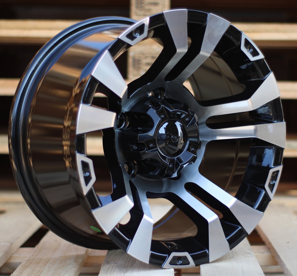 4X4 BK859 R15x8