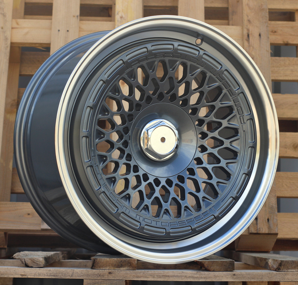 1308B  Pelēks Gunmetal ar pulētu malu R18 10X112/120 9.5J et35 72.6