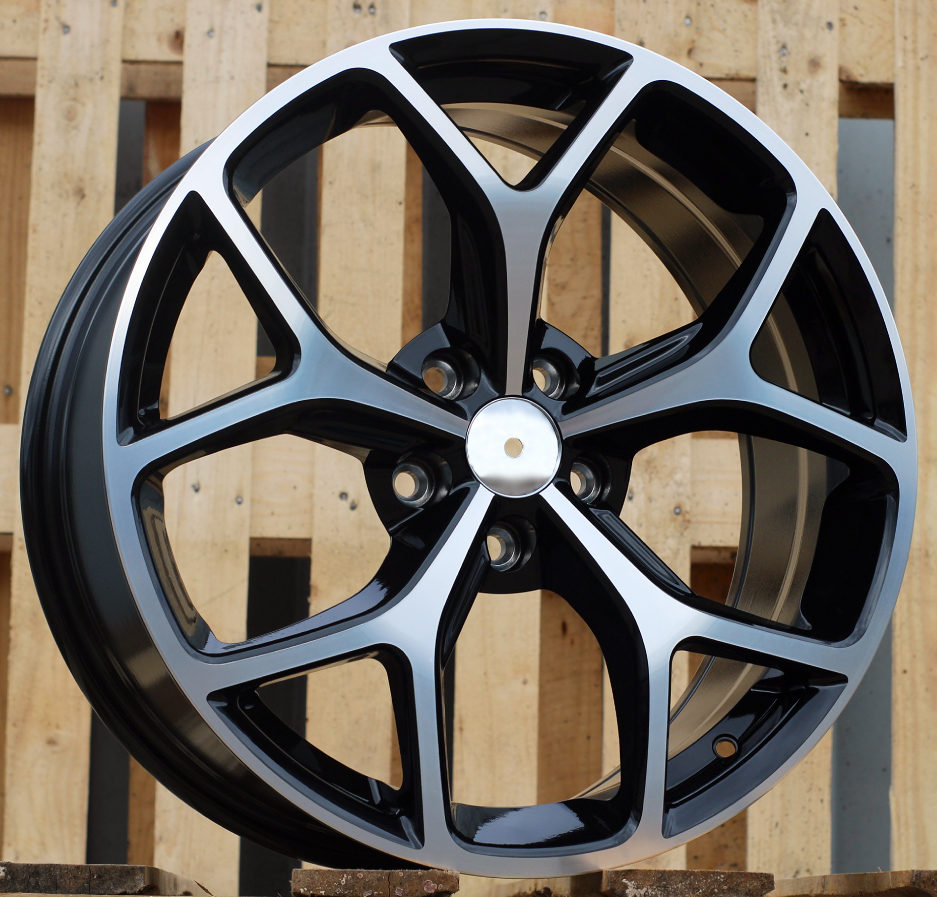 Alfa Romeo XE261  Melns ar pulētu virsmu R18 5X110 8J et40 65.1