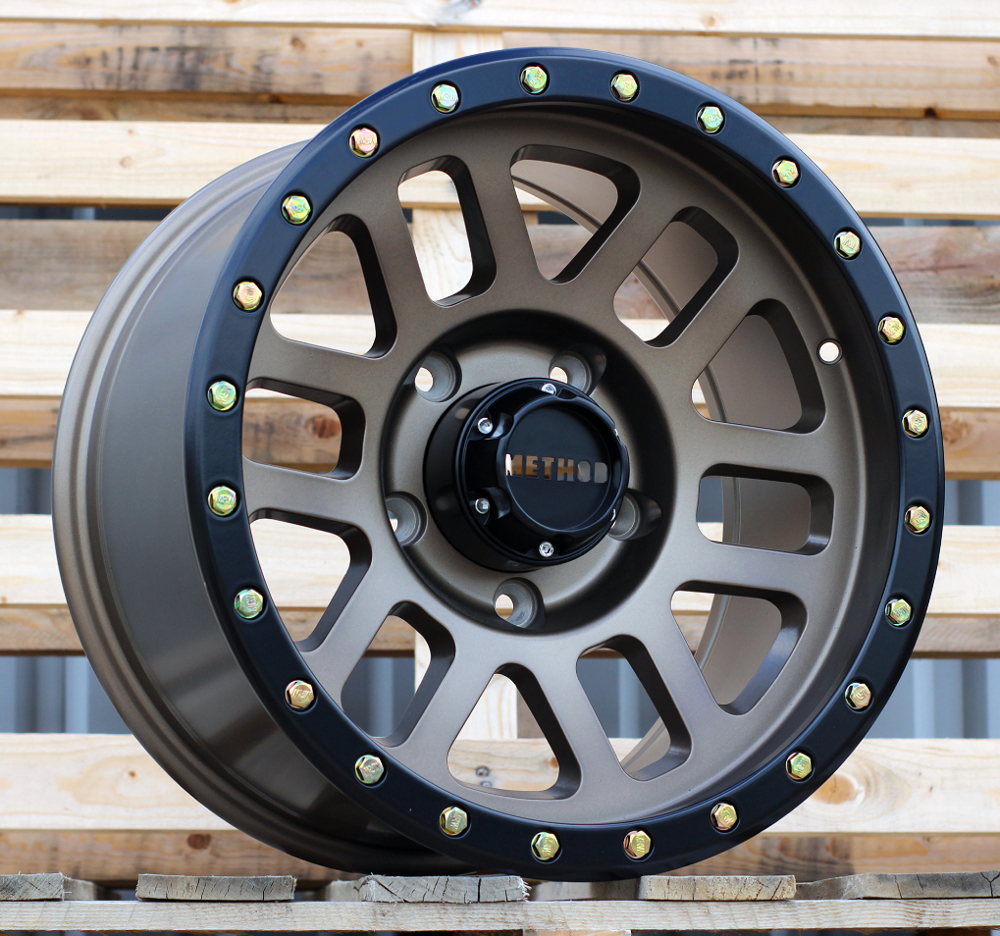 4X4 H1003C R17x9