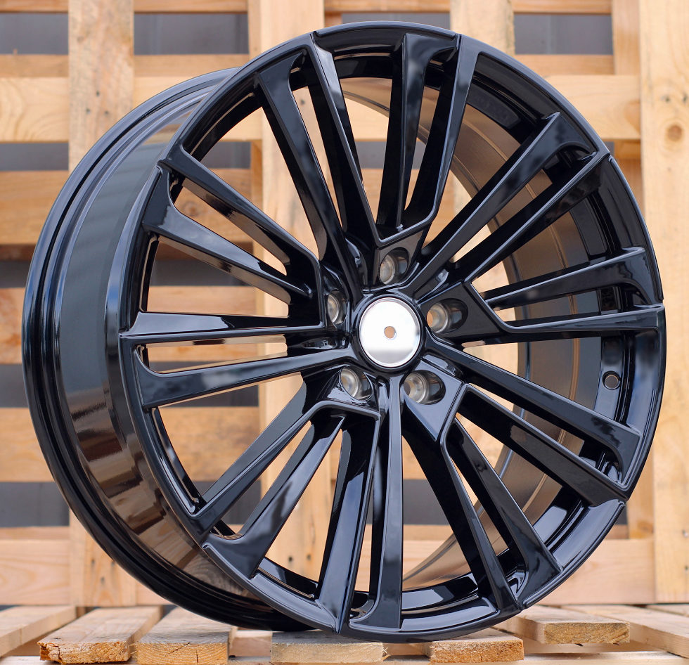 Skoda I0361  Melns R18 5X112 8J et44 57.1