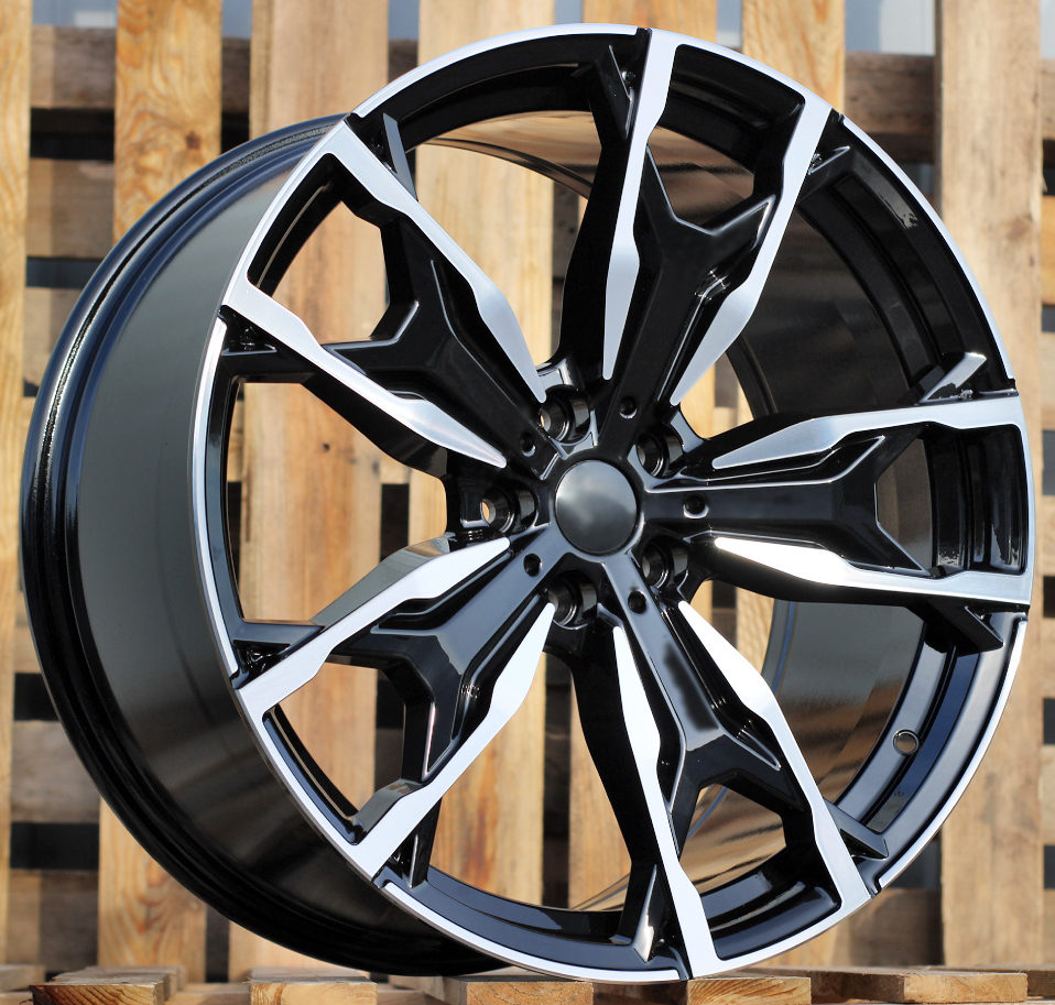 BMW Y0204  Melns ar pulētu virsmu R20 5X112 8J et27 66.6