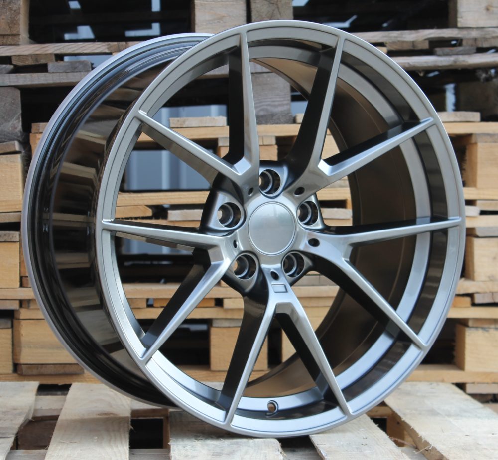 BMW B1416  Pelēks Gunmetal pusmatēts R19 5X120 9.5J et40 72.6