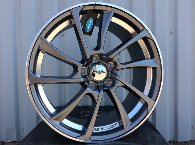 AUD B1135 R18x8