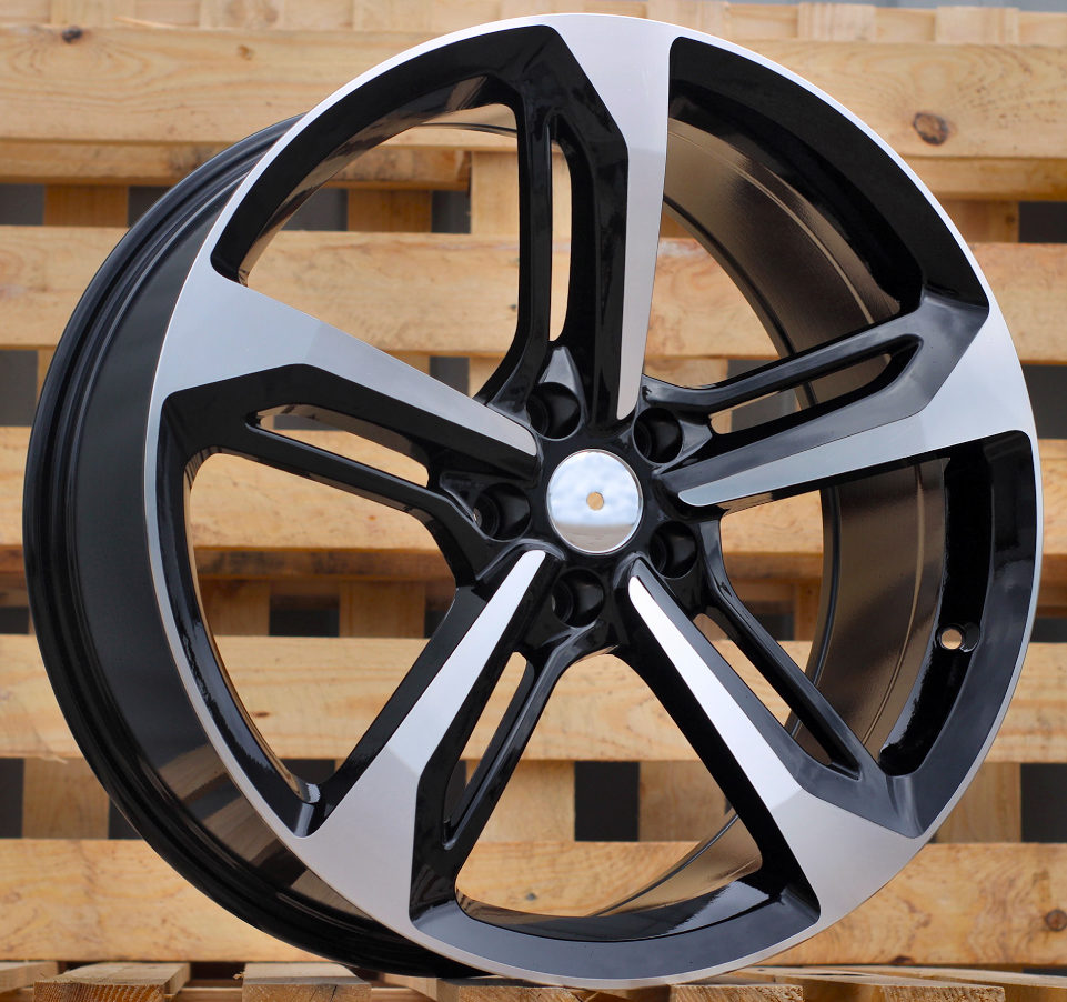 Audi A513  Melns ar pulētu virsmu R20 5X112 9J et33 66.5