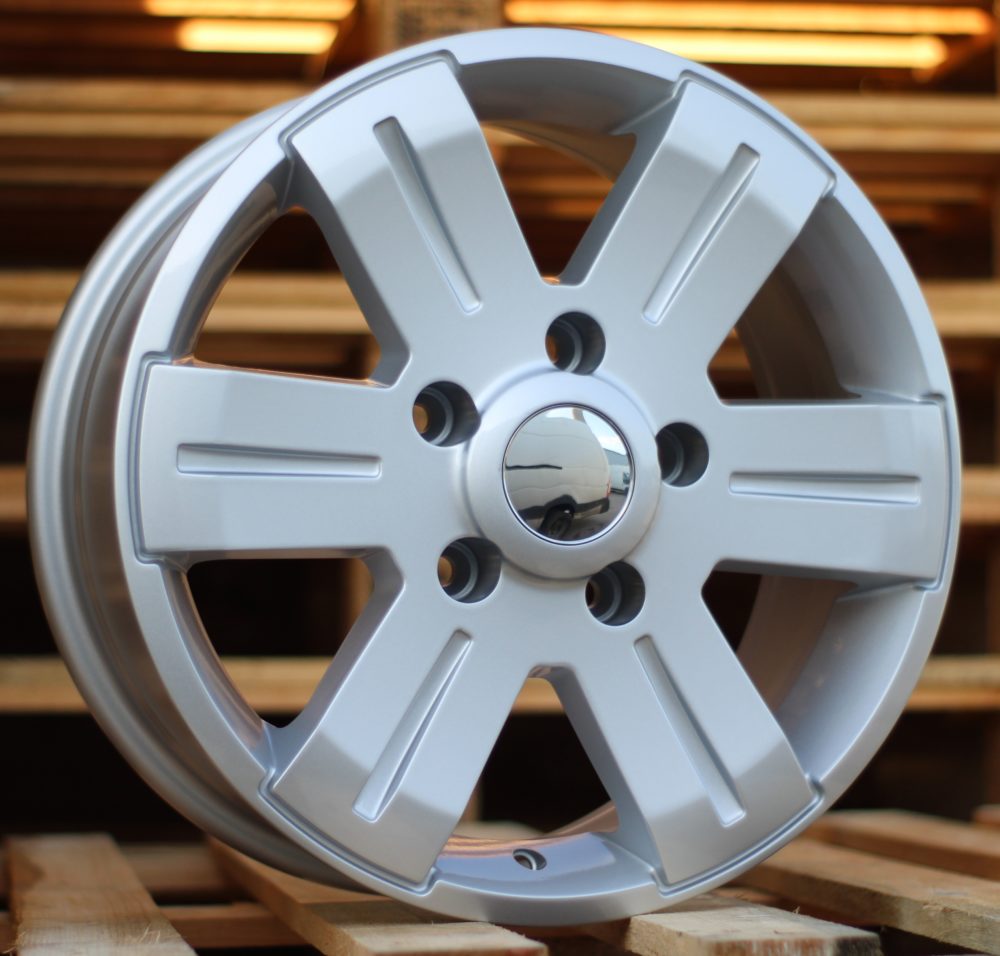 Mercedes BK562  Sudrabs R16 6X130 7J et55 84.1