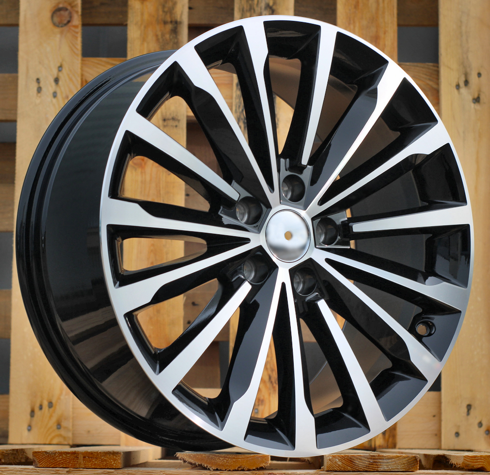 SKODA F1526 R18x8 Hybrid Forged