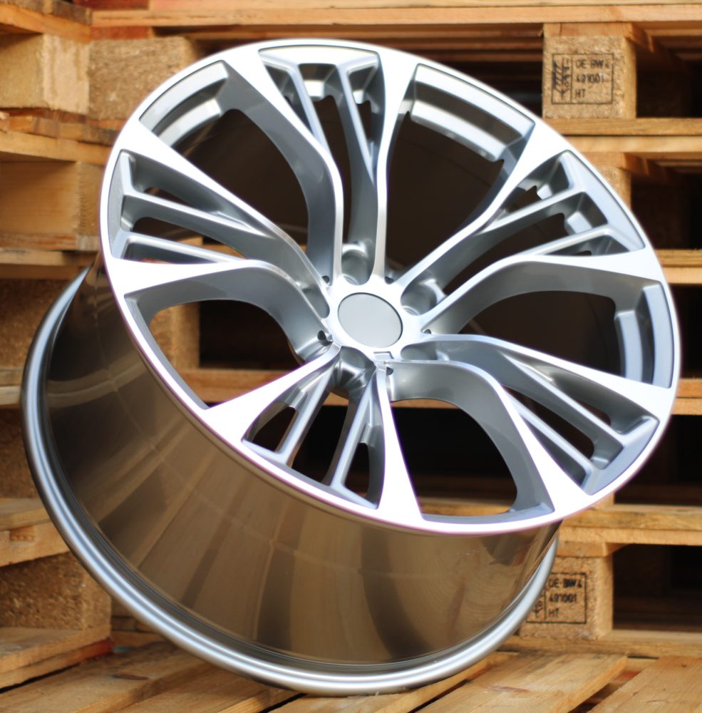 BMW BK851  Pelēks R21 5X120 10J et40 74.1