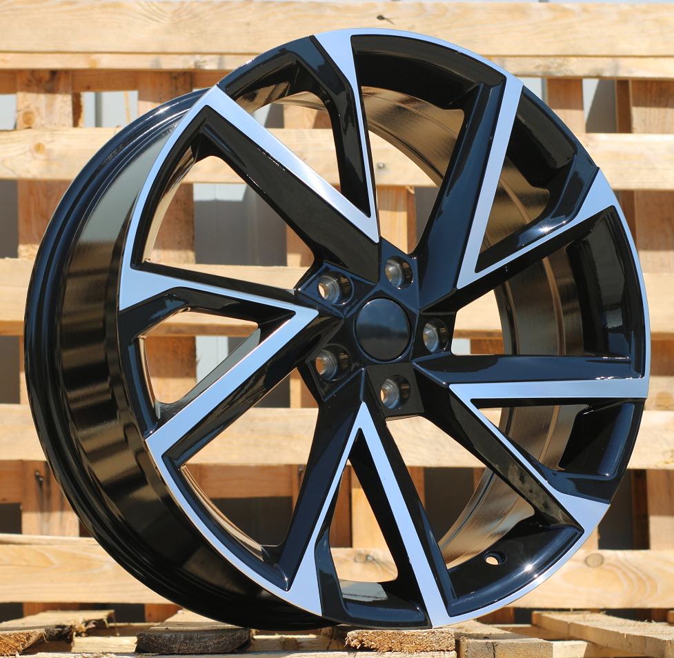 Skoda I5568  Melns ar pulētu virsmu R19 5X112 8J et41 57.1