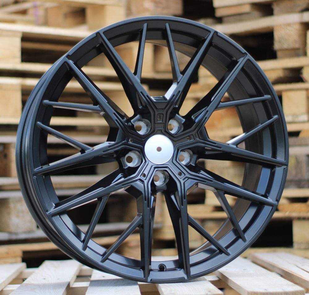 BMW H5080  Melns R17 5X112 7.5J et28 66.6
