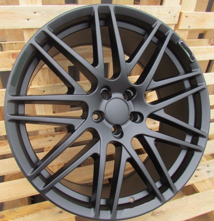 Mercedes 8102  Melns pusmatēts R20 5X130 9.5J et33 84.1