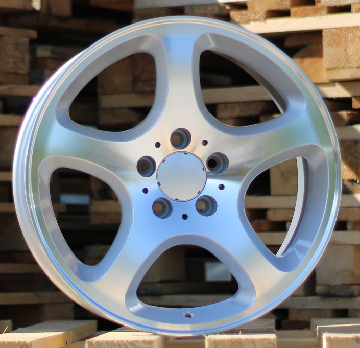 Mercedes A5390  Sudrabs R17 5X112 8J et35 66.6