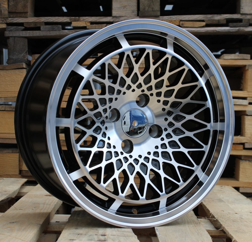 LU519  Melns ar pulētu virsmu R15 4X100 8J et25 73.1