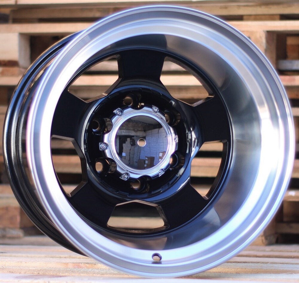 4X4 BY472 R15x12