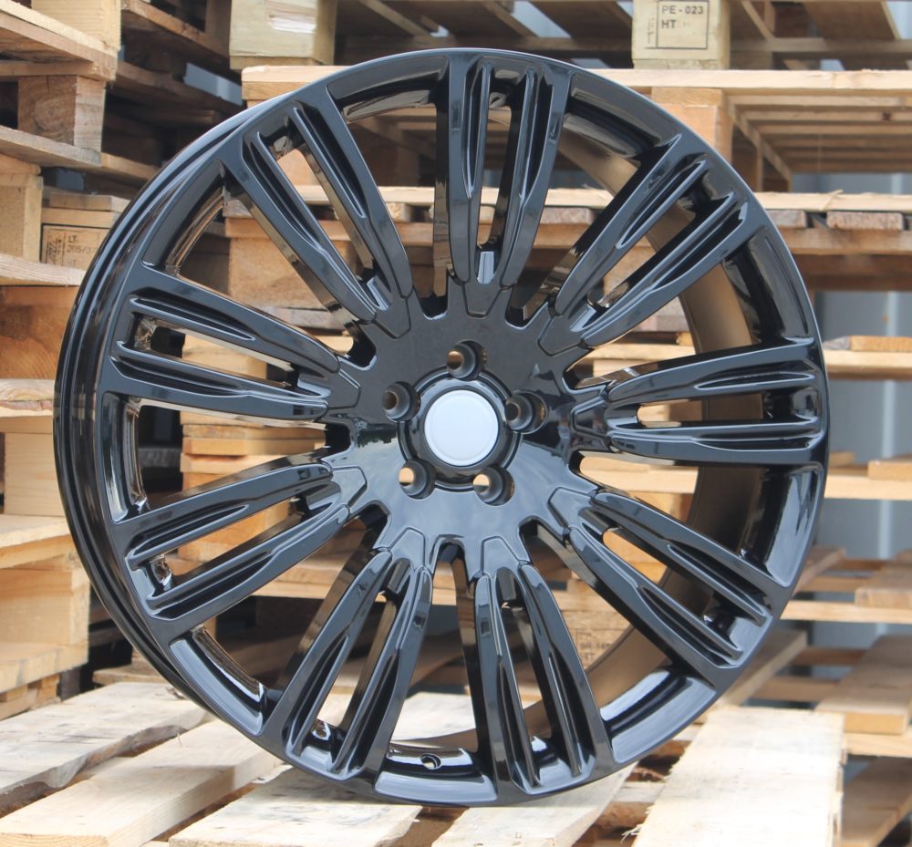 Land Rover/Range Rover XE136  Melns R22 5X120 9.5J et45 72.6