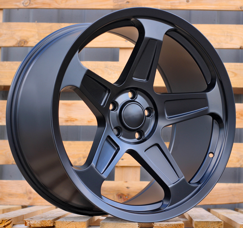 B1393  Melns pusmatēts R20 5X115 9J et20 71.6
