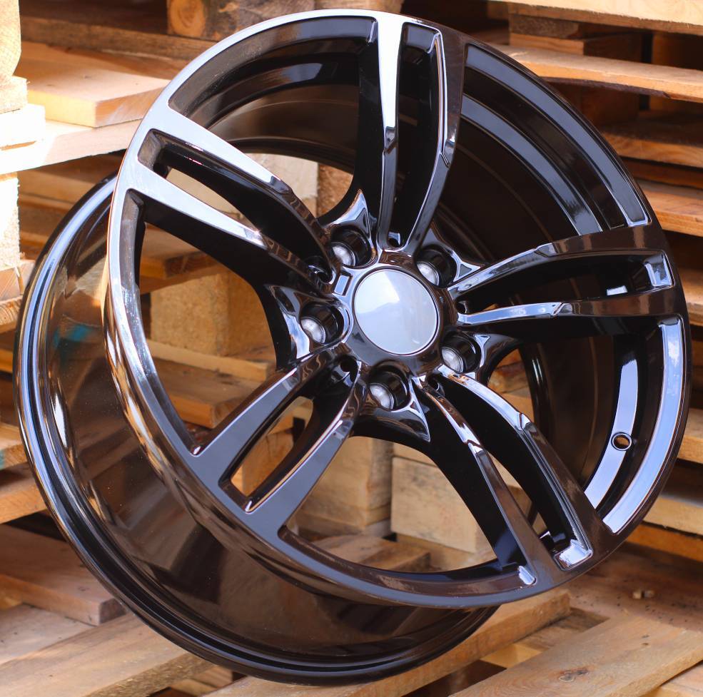 BMW XF344  Melns R17 5X120 8J et34 72.6