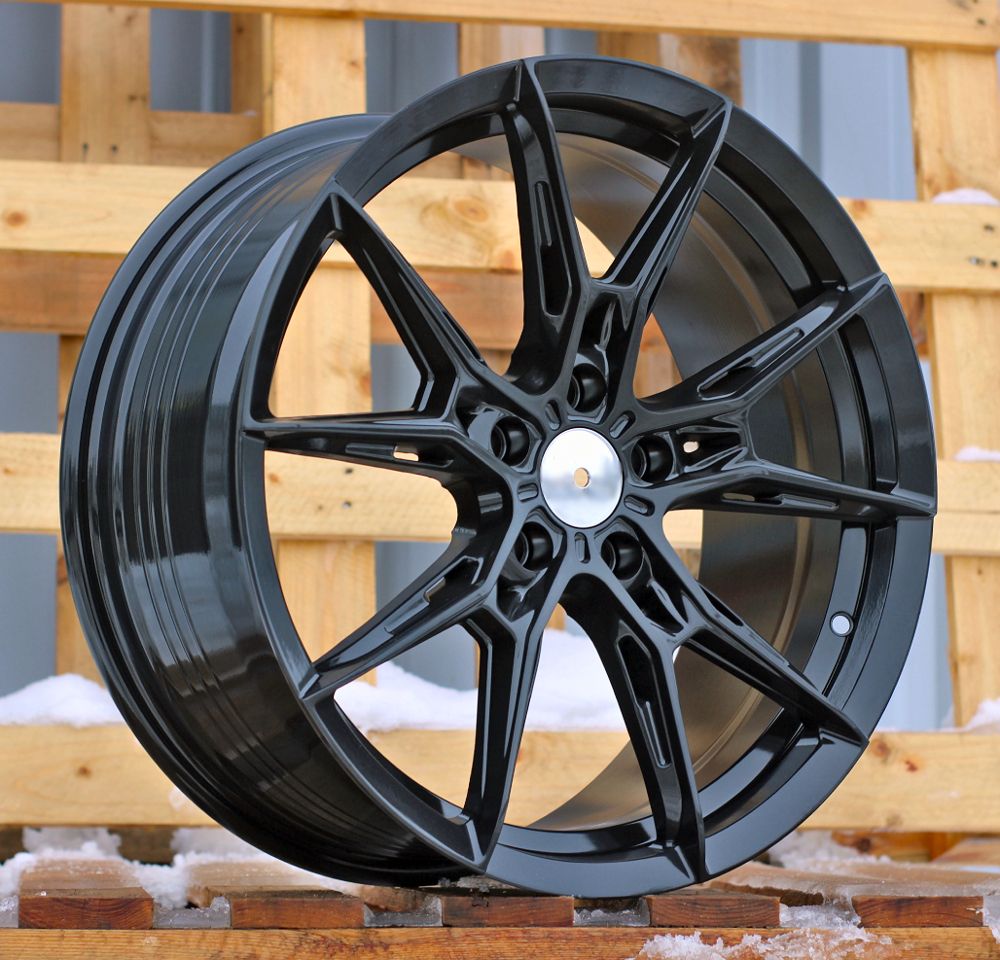 FBX425  Melns R18 5X120 8J et34 72.6
