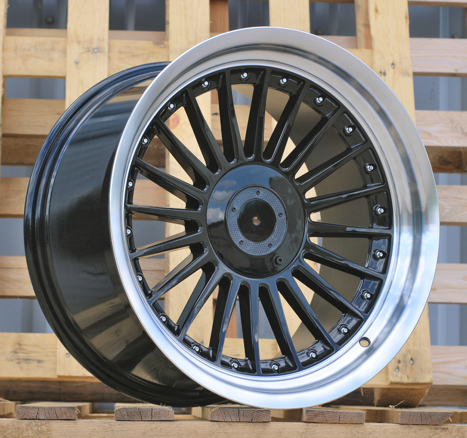 BMW B1803  Melns ar pulētu malu R18 5X120 8.5J et20 74.1