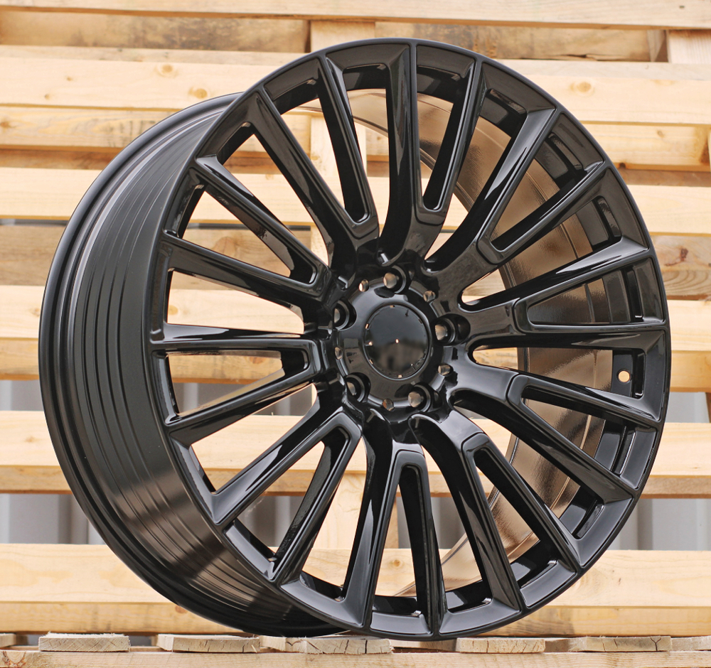 Mercedes F1070  Melns R22 5X130 10J et36 84.1