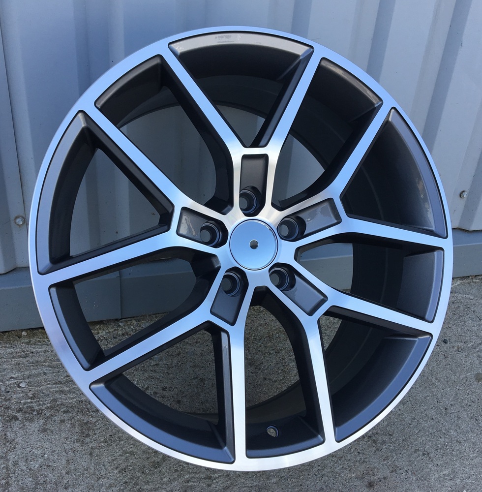 VOLVO D3026 R18x8