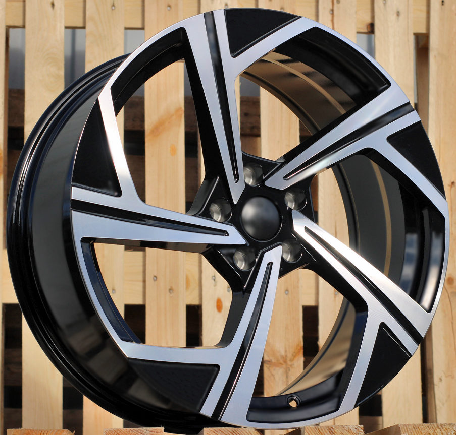 Volkswagen B5851  Melns ar pulētu virsmu R17 5X112 7.5J et42 57.1