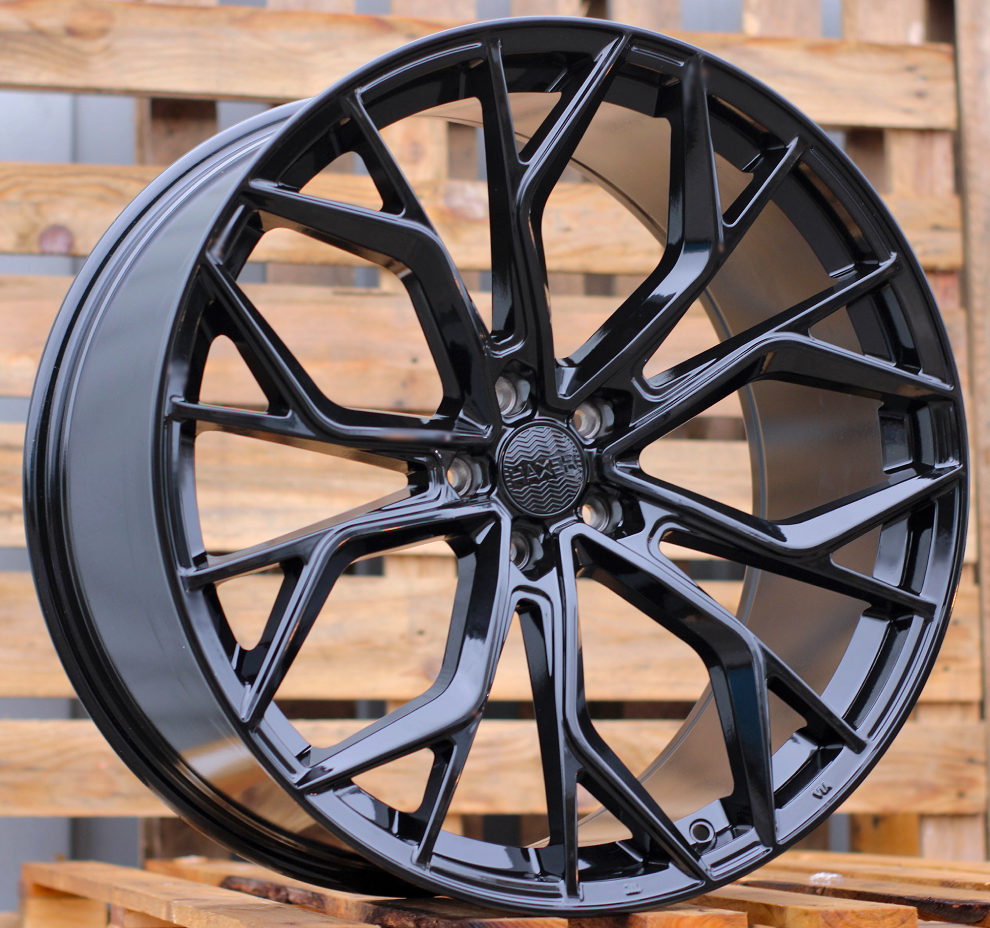 HX041  Melns R18 5X112 8J et35 66.5