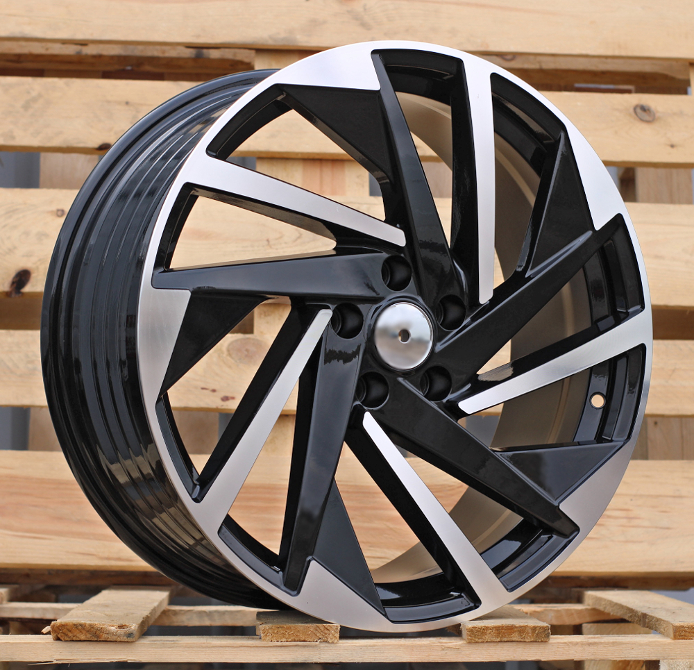 Volkswagen FBX170  Melns ar pulētu virsmu R18 5X112 8J et45 57.1