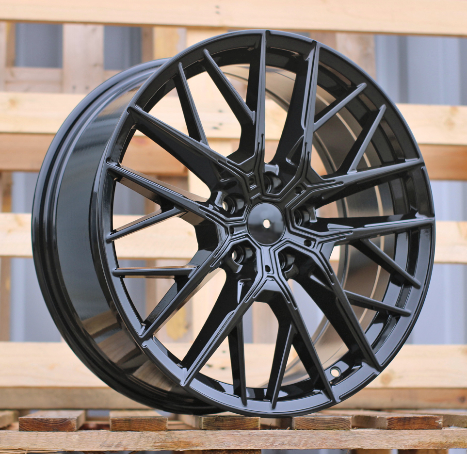 BMW H5080  Melns R19 5X112 8J et50 66.6