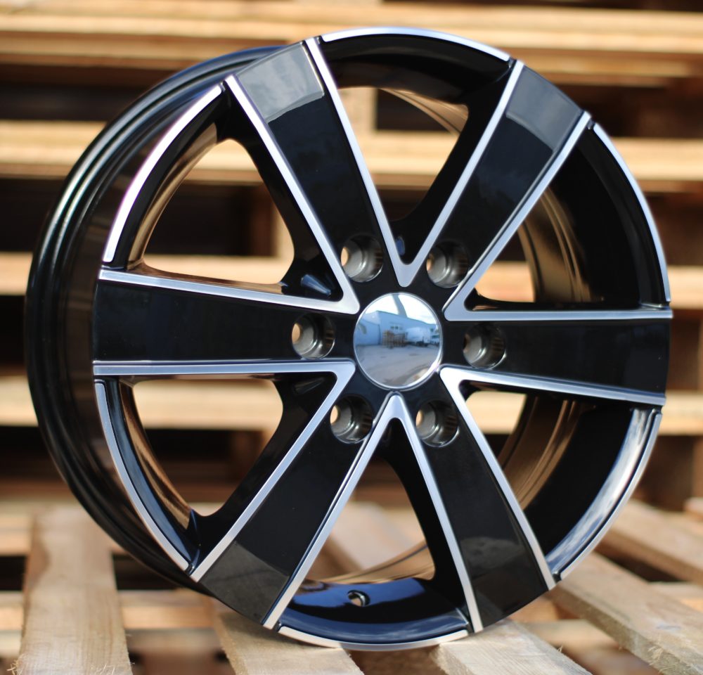 Mercedes BK474  Melns ar pulētu virsmu R16 6X130 7J et60 84.1