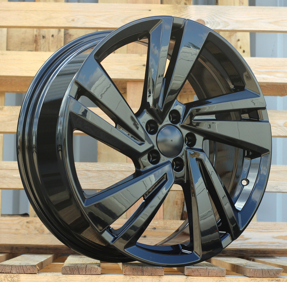 Volkswagen 3S1282  Melns R18 5X100 7J et39 57.1