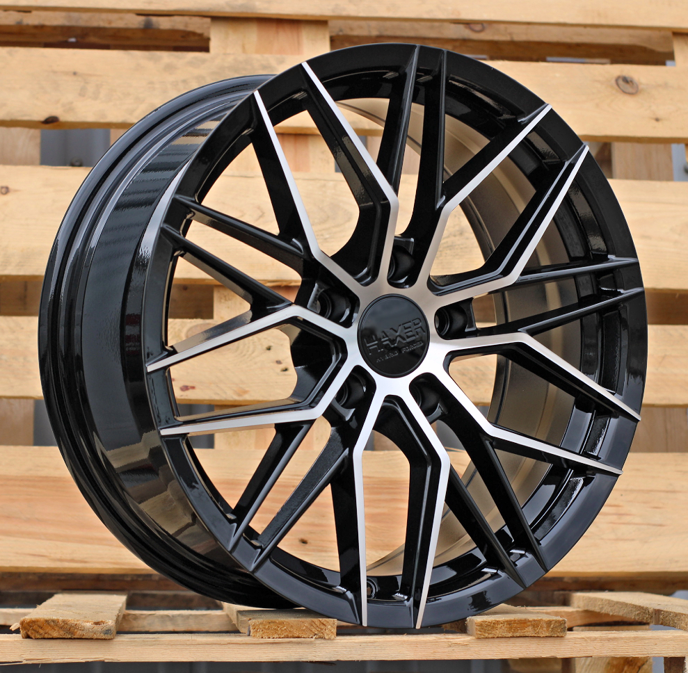 HX035  Melns ar pulētu virsmu R17 5X120 7.5J et34 72.6