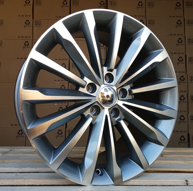 SKODA F1526 R18x8
