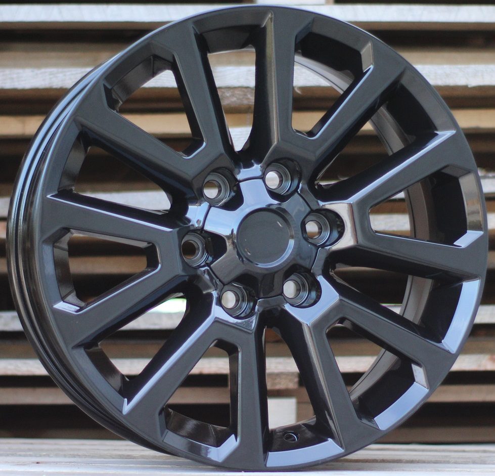 Toyota B1072  Melns R18 6X139.7 7.5J et25 106.1