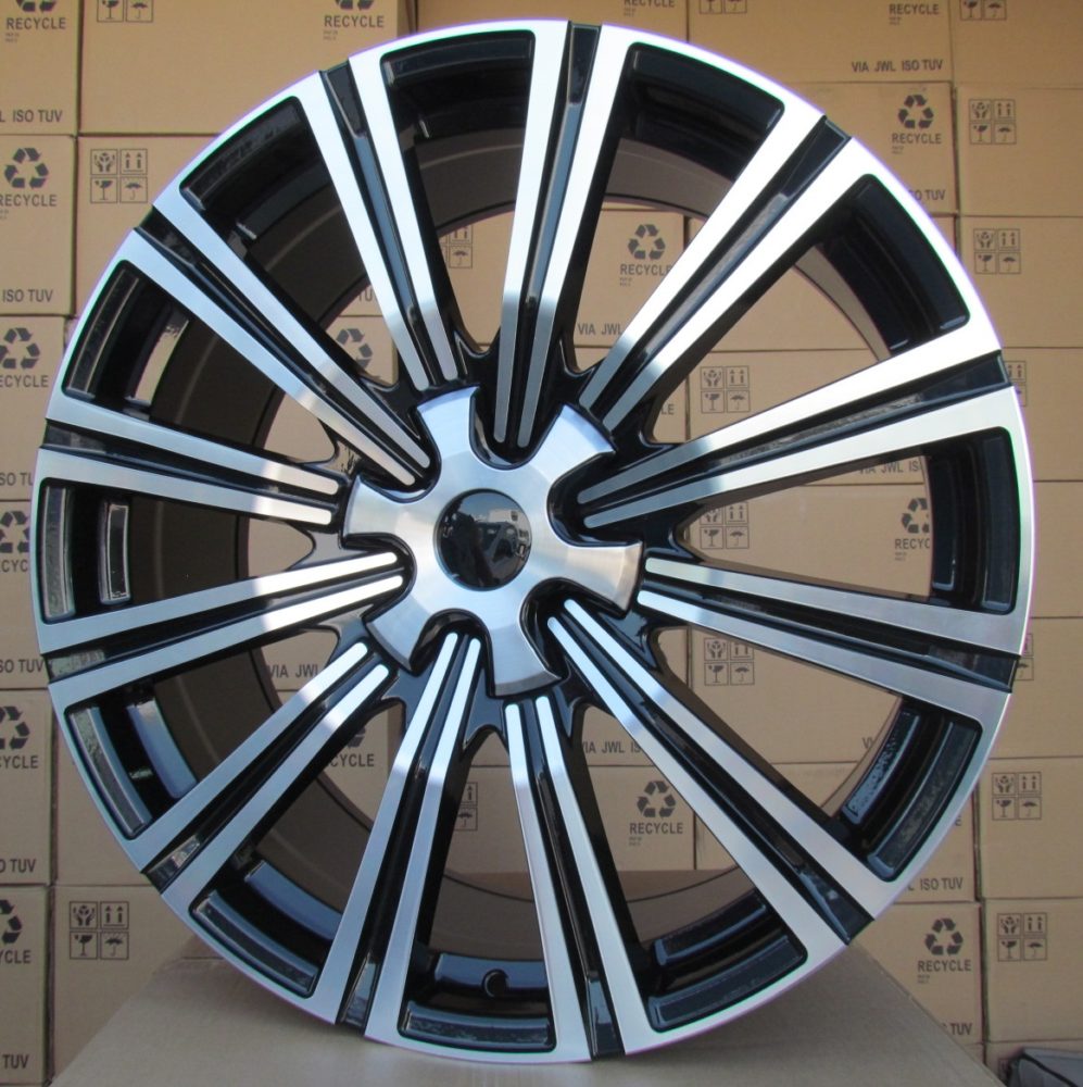 Toyota B1222  Melns ar pulētu virsmu R20 6X139.7 8.5J et25 106.1