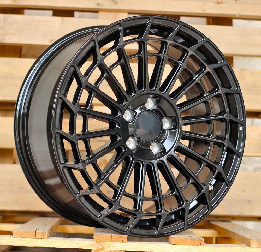 Mercedes H3140F  Melns R19 5X112 8.5J et36 66.6