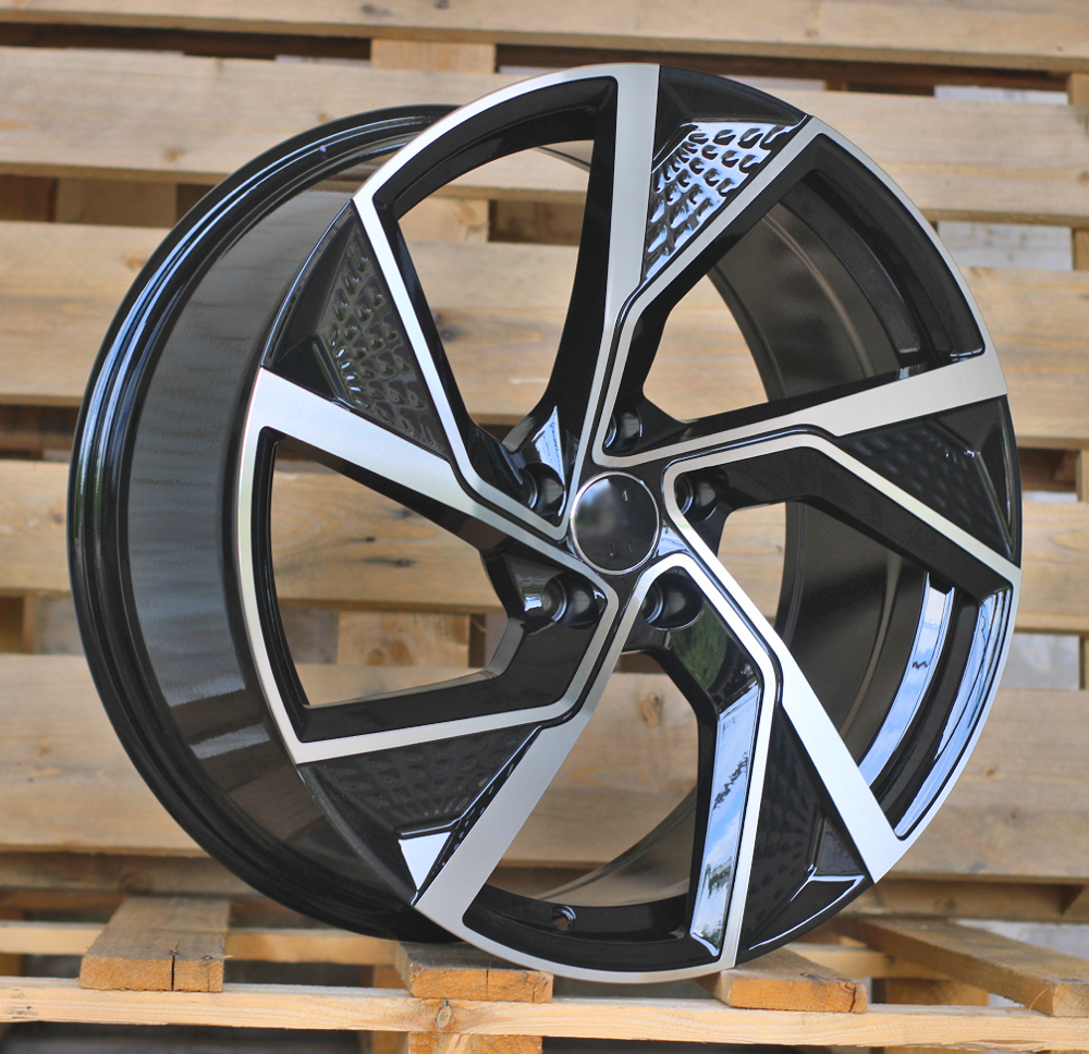 Audi FBX264  Melns ar pulētu virsmu R19 5X112 8.5J et35 66.5