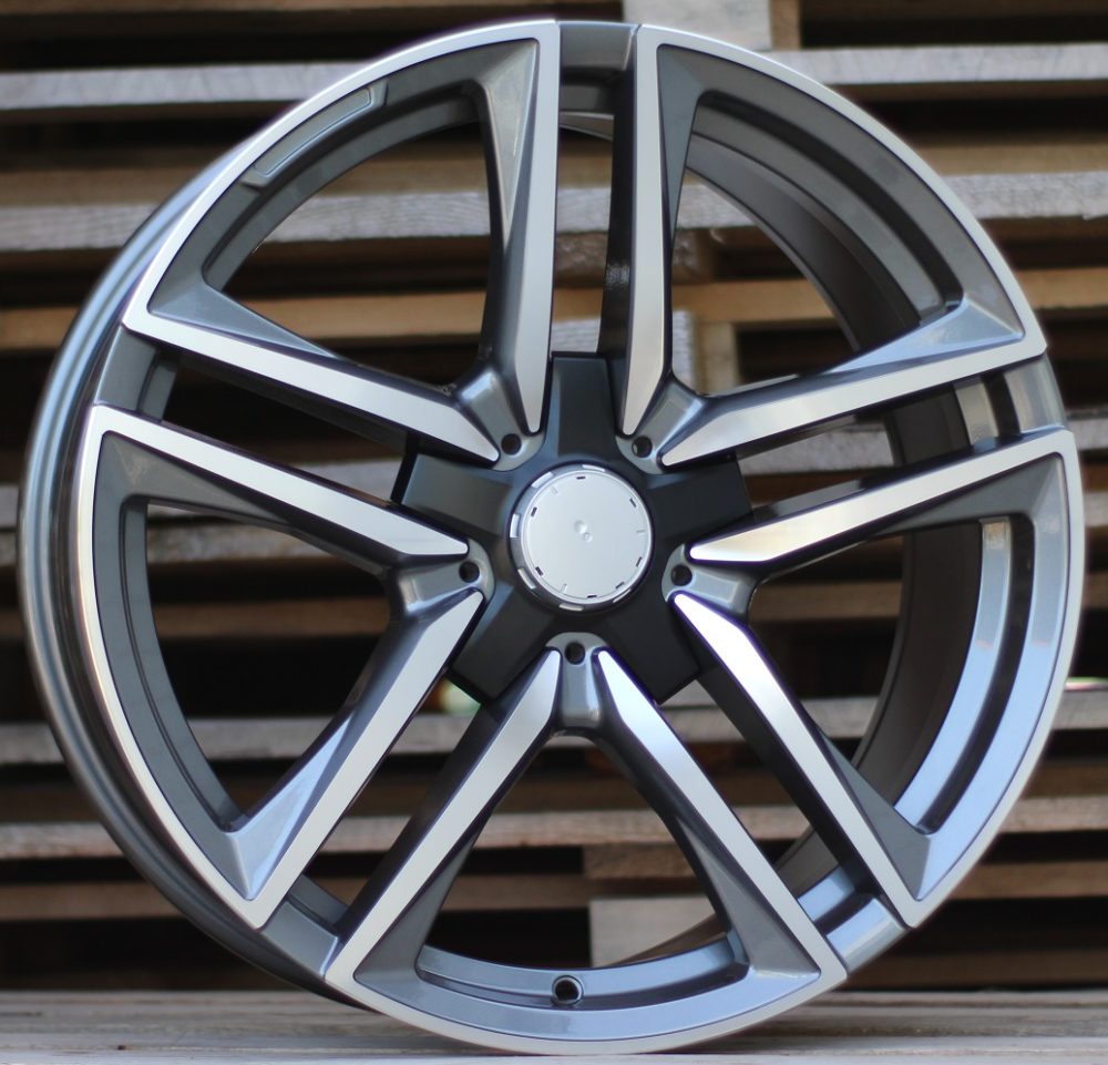 Mercedes B1558  Pelēks R19 5X112 9.5J et45 66.6