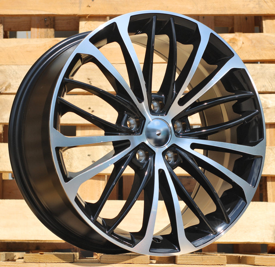 Toyota L1952  Melns ar pulētu virsmu R18 5X114.3 8J et50 60.1