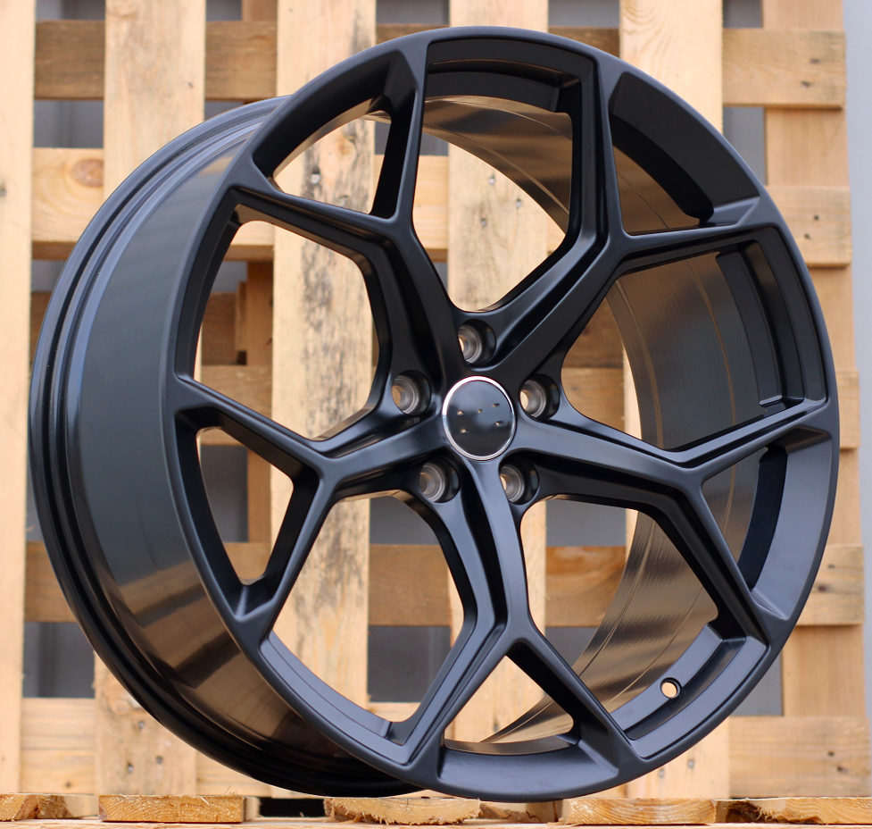 Audi I5598  Melns pusmatēts R18 5X112 8J et40 66.5