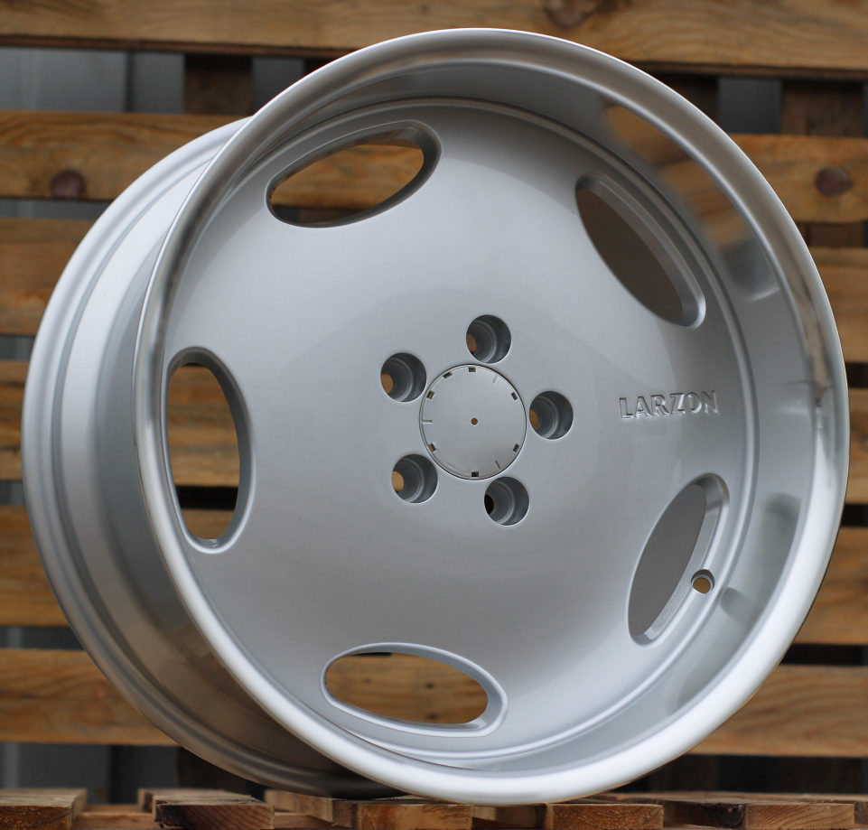 Mercedes B1563  Sudrabs ar pulētu malu R18 5X112 9.5J et35 66.6