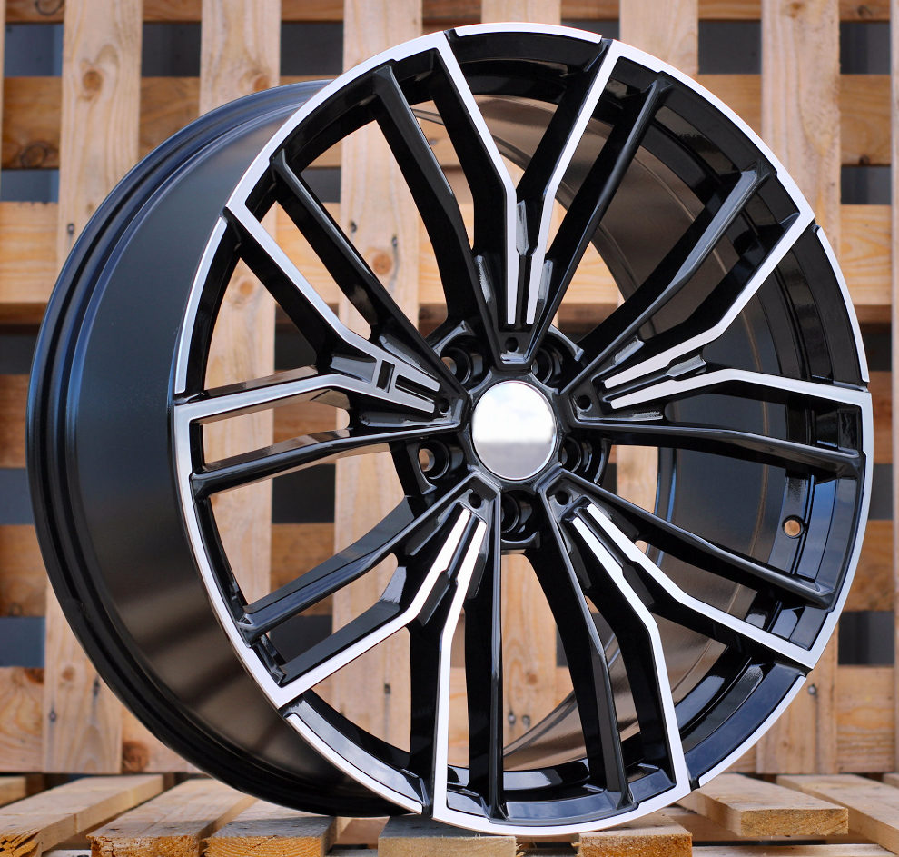 BMW B5964  Melns ar pulētu virsmu R18 5X120 8J et30 72.6
