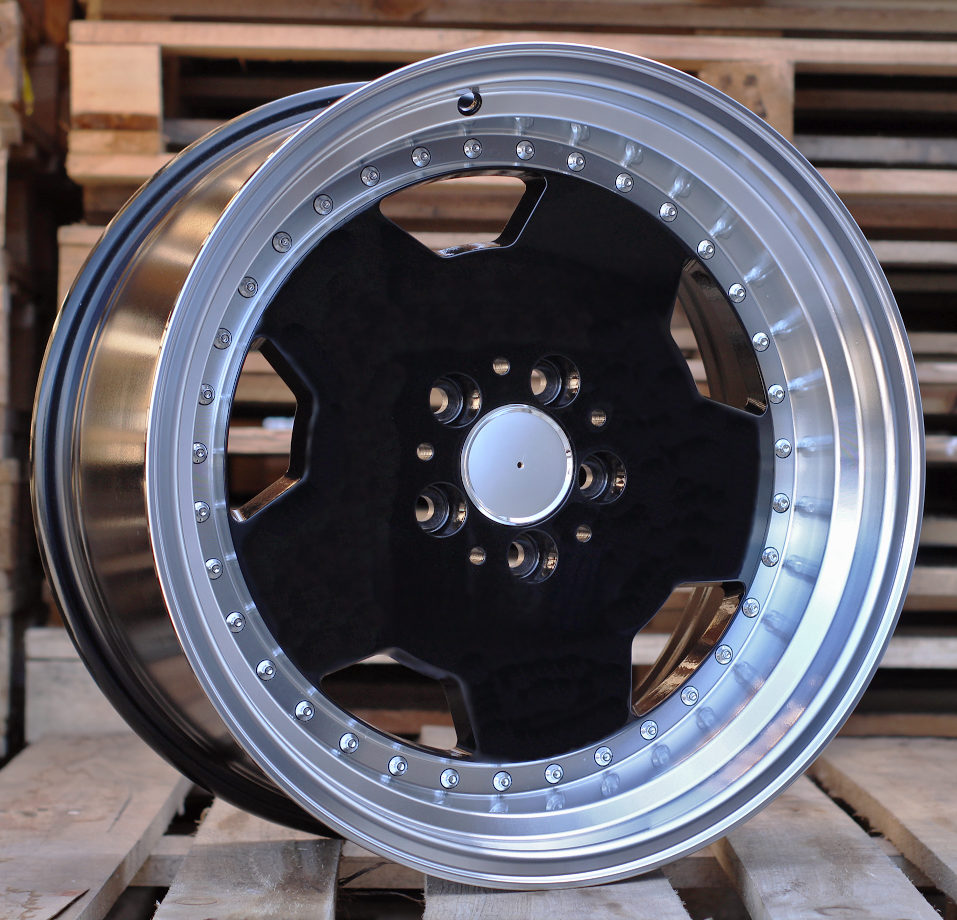 Mercedes B5852  Melns ar pulētu malu R18 5X112 8J et35 66.6