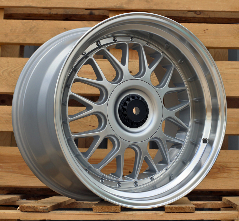BMW XE244  Sudrabs ar pulētu malu R18 5X120 11J et25 74.1