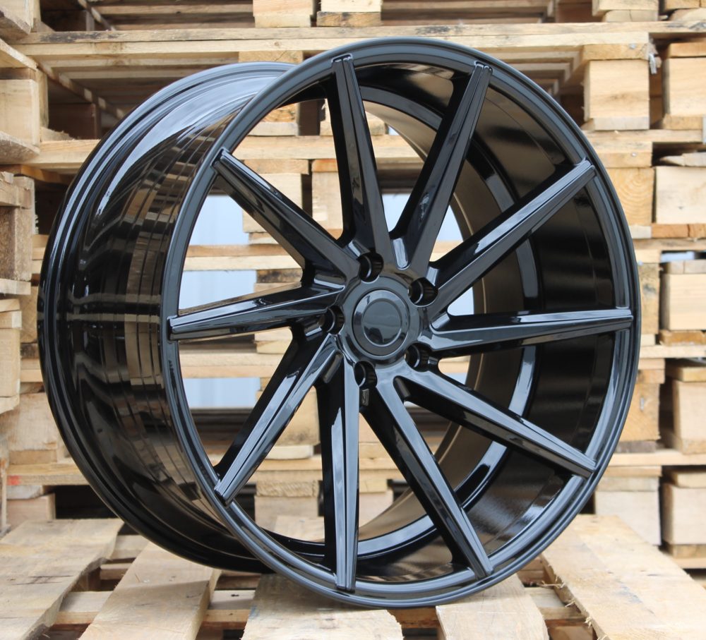 B1059  Melns R18 5X108 8J et40 67.1