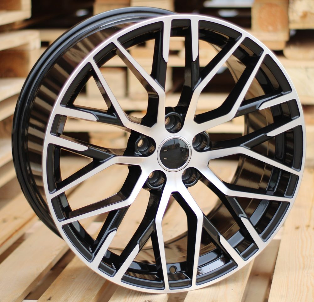 Audi XFE30  Melns ar pulētu virsmu R18 5X112 8J et40 66.5