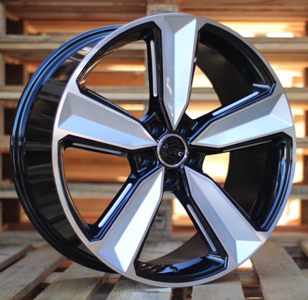 Audi A5470  Melns ar pulētu virsmu R20 5X112 9J et31 66.5