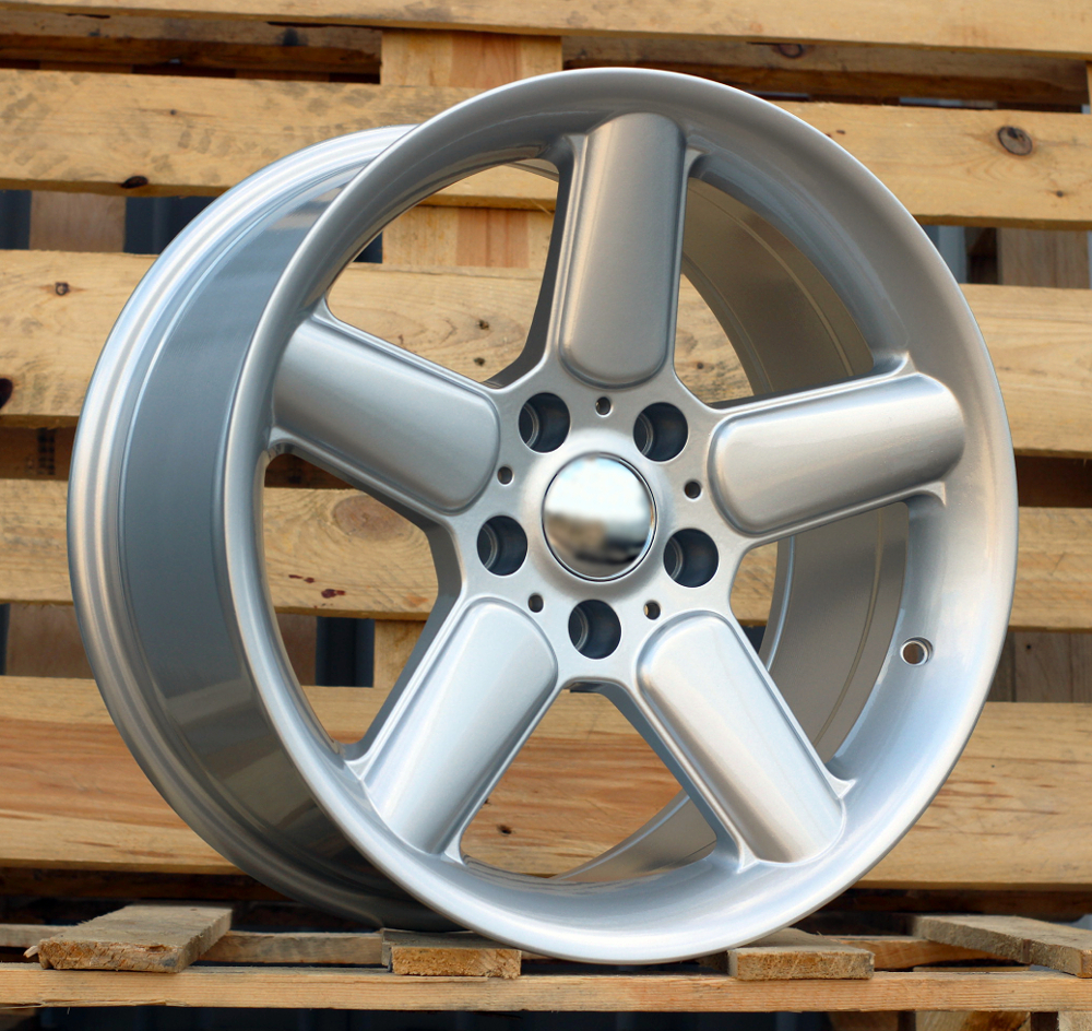BMW 7961F  Sudrabs spīdīgs R17 5X120 8.5J et15 74.1