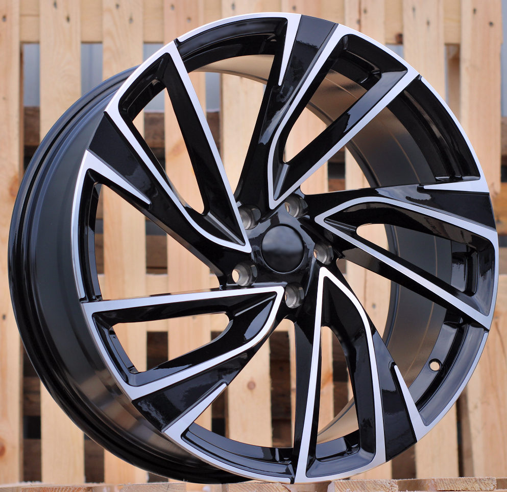 Volkswagen B5772  Melns ar pulētu virsmu R18 5X112 8J et45 57.1